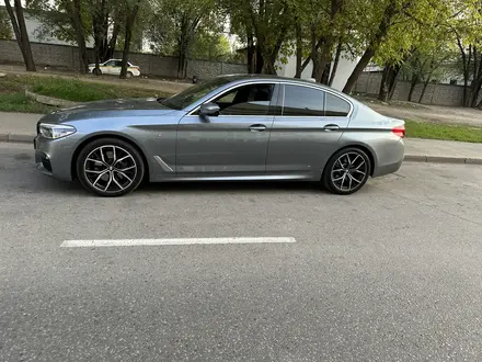 BMW 530 2018 года за 18 800 000 тг. в Алматы – фото 5