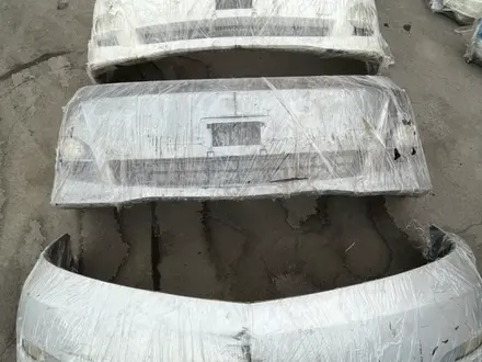 Передний бампер на Тойота Альфард б/у оригинал из Японии. за 100 000 тг. в Алматы