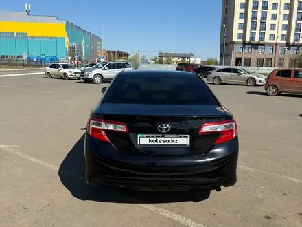 Toyota Camry 2013 года за 7 100 000 тг. в Уральск – фото 5