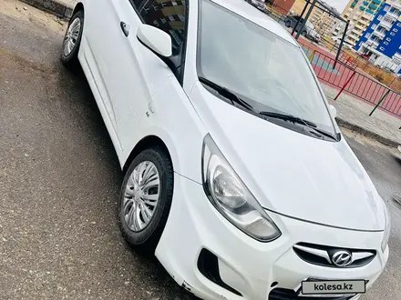 Hyundai Accent 2014 года за 4 100 000 тг. в Семей – фото 4