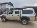 Nissan NP300 2010 года за 5 800 000 тг. в Алматы – фото 2