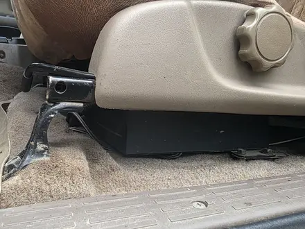 Toyota 4Runner 2001 года за 6 700 000 тг. в Алматы – фото 12