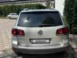 Volkswagen Touareg 2008 годаүшін6 500 000 тг. в Алматы – фото 4