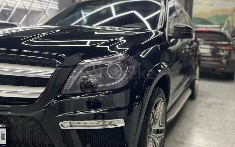 Mercedes-Benz GL 500 2013 года за 28 000 000 тг. в Астана