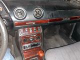 Mercedes-Benz E 230 1978 года за 6 300 000 тг. в Алматы – фото 3
