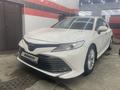 Toyota Camry 2018 года за 16 500 000 тг. в Шымкент