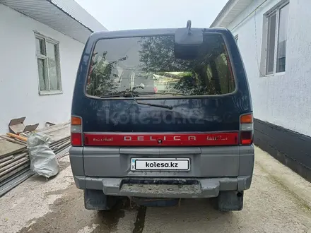 Mitsubishi Delica 1996 года за 1 300 000 тг. в Алматы – фото 2