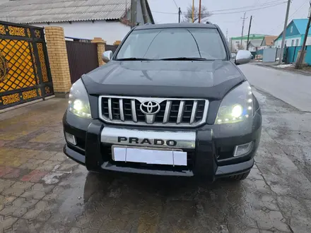 Toyota Land Cruiser Prado 2009 года за 11 000 000 тг. в Атырау – фото 2
