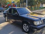 Mercedes-Benz E 220 1993 годаүшін2 000 000 тг. в Жезказган – фото 2