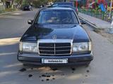 Mercedes-Benz E 220 1993 годаүшін2 000 000 тг. в Жезказган