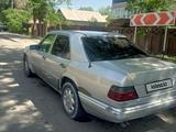 Mercedes-Benz E 230 1992 года за 750 000 тг. в Талдыкорган – фото 3