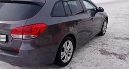 Chevrolet Cruze 2013 года за 3 300 000 тг. в Семей – фото 2