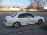 Hyundai Sonata 2003 года за 1 650 000 тг. в Тараз – фото 2