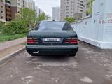 Mercedes-Benz E 320 1997 года за 2 600 000 тг. в Астана – фото 3
