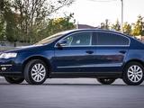 Volkswagen Passat 2005 года за 5 100 000 тг. в Костанай – фото 4