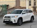 Toyota Highlander 2016 годаfor16 000 000 тг. в Шымкент