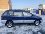 Toyota Ipsum 1996 года за 3 200 000 тг. в Усть-Каменогорск – фото 2