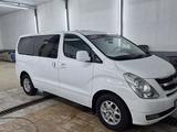Hyundai H-1 2015 годаүшін11 700 000 тг. в Атырау