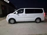 Hyundai H-1 2015 годаүшін11 700 000 тг. в Атырау – фото 3
