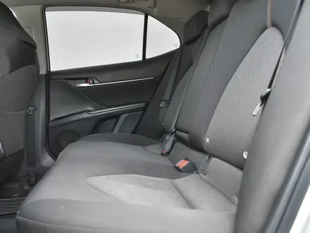 Toyota Camry 2021 года за 10 699 990 тг. в Атырау – фото 16
