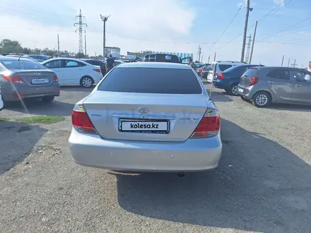 Toyota Camry 2004 года за 6 500 000 тг. в Шымкент – фото 3