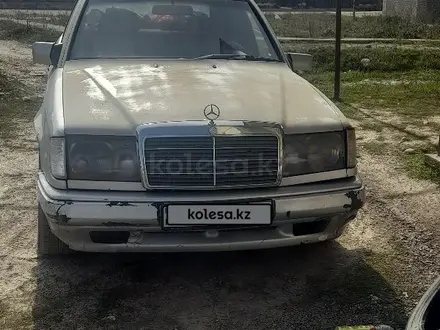 Mercedes-Benz E 220 1992 года за 1 000 000 тг. в Алматы – фото 3
