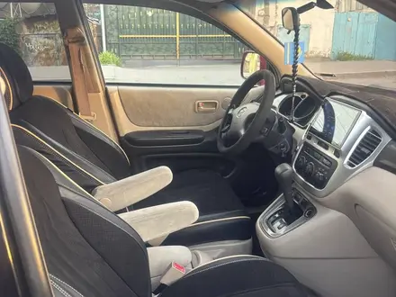Toyota Highlander 2001 года за 6 100 000 тг. в Алматы – фото 7