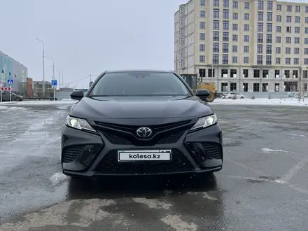 Toyota Camry 2020 года за 11 500 000 тг. в Уральск – фото 5