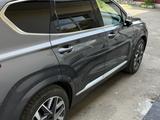 Hyundai Santa Fe 2021 года за 13 500 000 тг. в Петропавловск – фото 5