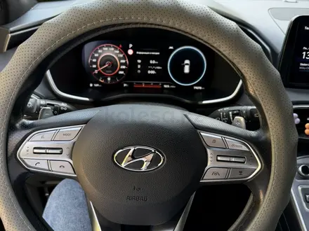 Hyundai Santa Fe 2021 года за 13 500 000 тг. в Петропавловск – фото 8