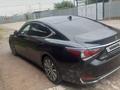 Lexus ES 250 2018 года за 19 500 000 тг. в Каскелен – фото 4