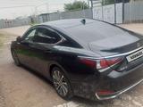 Lexus ES 250 2018 года за 19 500 000 тг. в Каскелен – фото 4