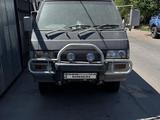 Mitsubishi Delica 1993 годаfor800 000 тг. в Алматы