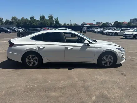 Hyundai Sonata 2021 года за 6 488 750 тг. в Алматы – фото 3
