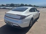 Hyundai Sonata 2021 годаүшін6 488 750 тг. в Алматы – фото 5