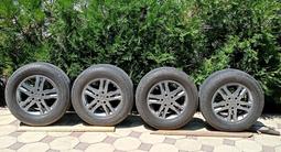 Оригинальные диски Mercedes-Benz R18 + новые Yokohama Geolandar за 460 000 тг. в Алматы
