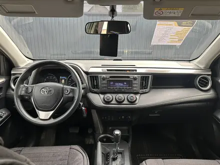 Toyota RAV4 2016 года за 11 000 000 тг. в Актобе – фото 9