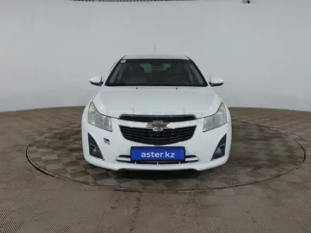 Chevrolet Cruze 2014 года за 2 690 000 тг. в Шымкент – фото 2