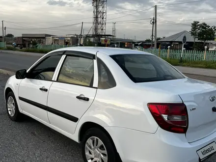 ВАЗ (Lada) Granta 2190 2015 года за 2 350 000 тг. в Шымкент – фото 4
