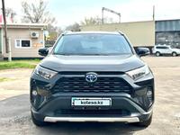 Toyota RAV4 2022 года за 17 800 000 тг. в Алматы