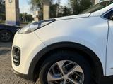 Kia Sportage 2018 года за 10 800 000 тг. в Усть-Каменогорск – фото 4