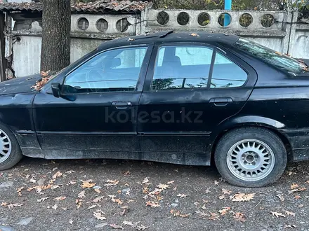 BMW 518 1994 года за 810 000 тг. в Алматы – фото 2