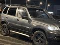Chevrolet Niva 2016 года за 2 900 000 тг. в Атырау – фото 4