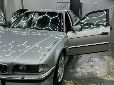 BMW 740 1998 года за 4 500 000 тг. в Астана – фото 12