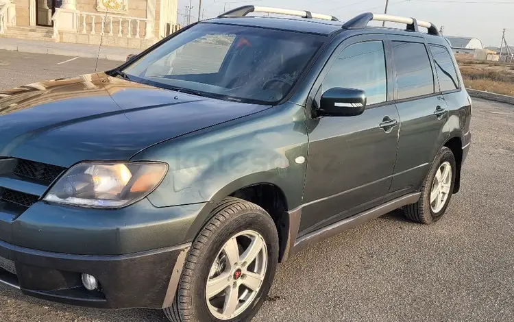 Mitsubishi Outlander 2005 годаүшін3 300 000 тг. в Актау