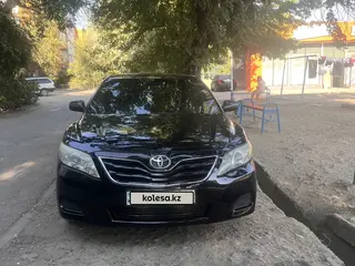 Toyota Camry, 2011