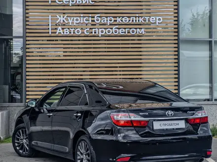 Toyota Camry 2014 года за 11 450 000 тг. в Павлодар – фото 2