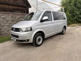 Volkswagen Transporter 2013 года за 9 800 000 тг. в Алматы
