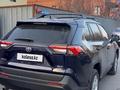 Toyota RAV4 2021 годаүшін13 200 000 тг. в Атырау – фото 2