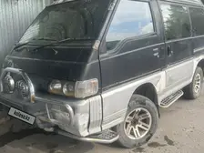 Mitsubishi Delica, 1997